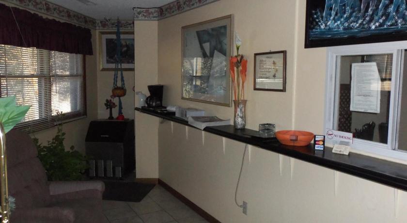 דובוק Glenview Motel מראה חיצוני תמונה